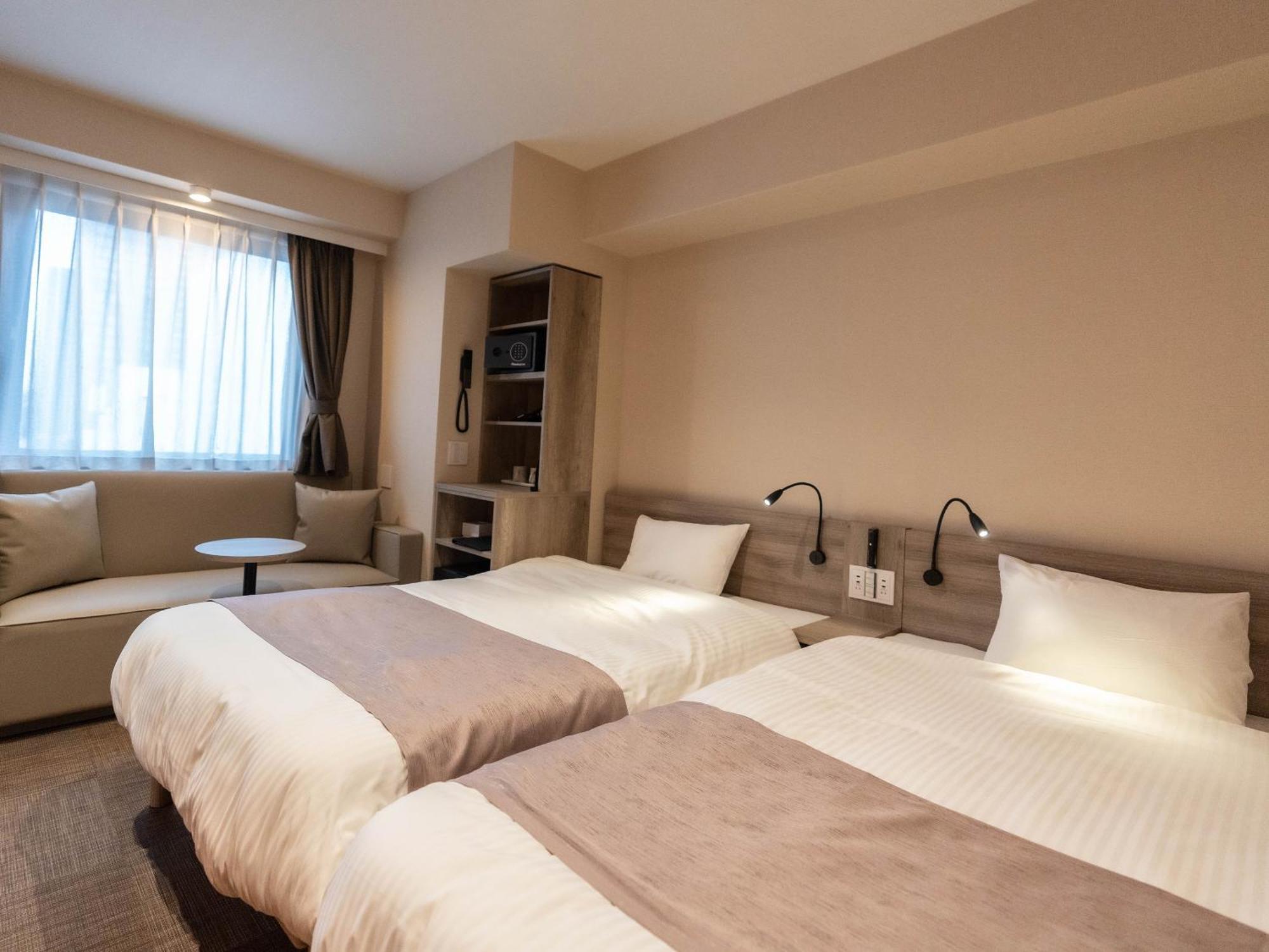 Hotel Sanrriott Shinsaibashi Osaka Esterno foto