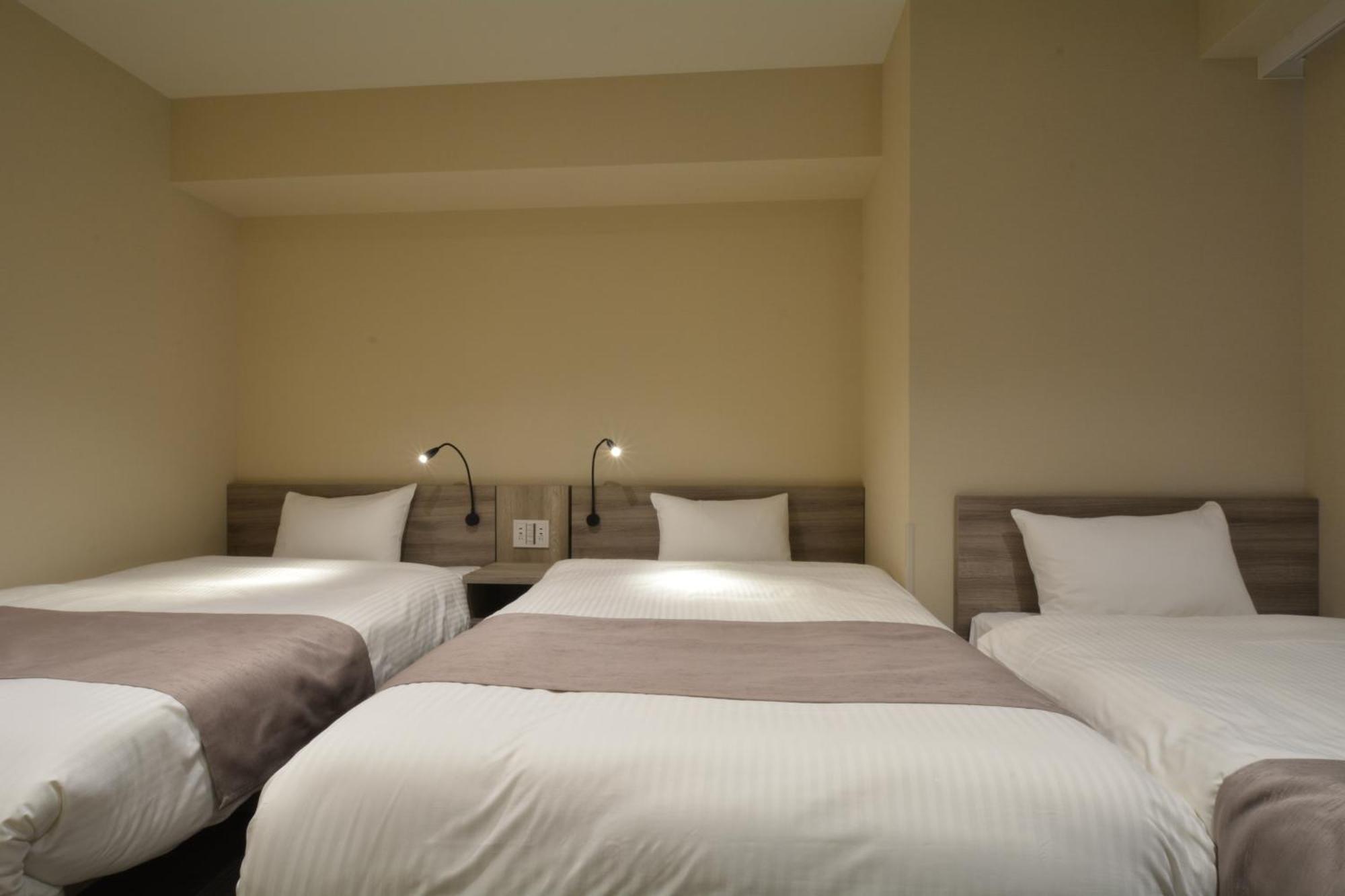 Hotel Sanrriott Shinsaibashi Osaka Esterno foto