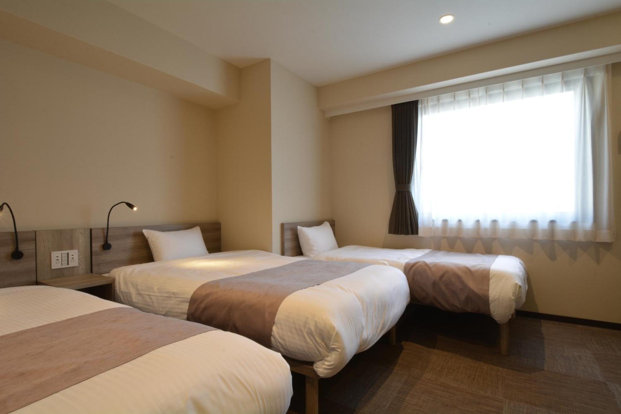 Hotel Sanrriott Shinsaibashi Osaka Esterno foto